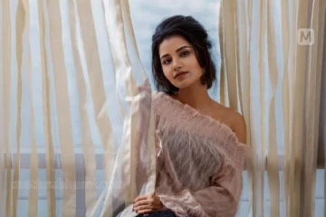 பள்ளியில் டாப்பர் இல்லை, நடிகையாக முடியாது.. நடிகை அனுபமா உருக்கம்!