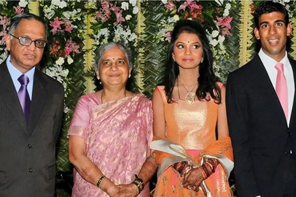 லண்டன் அதிகாரிகளுக்கு அதிர்ச்சி கொடுத்த பிரதமர் ரிஷி சுனக்கின் மாமியார்! | Prime Minister Rishi Sunak S Mother London