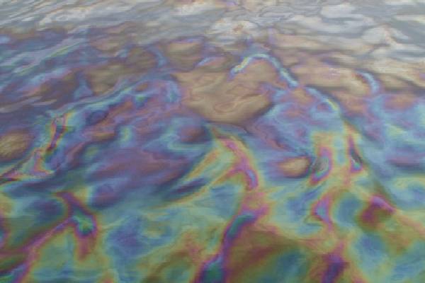 ஸ்கொட்லாந்தில் டீசல் திருட முயற்சி: நதிகளில் கலந்த எரிபொருள் - குடிநீர் விநியோகம் துண்டிப்பு | Diesel Theft Scotland Mixed Fuel In Rivers