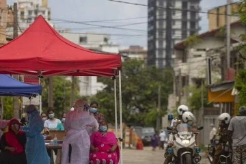 இலங்கையில் கொரோனா அச்சத்தால்  செத்துப்போன மனிதநேயம்!