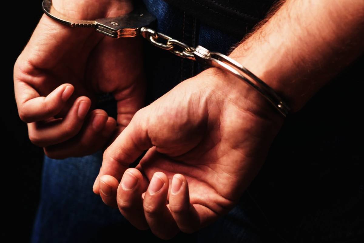 அம்பாறையில் போதைபொருள் விற்பனையில் ஈடுபட்ட இருவர் கைது! | 2 Arrested With Heroin In Ampara