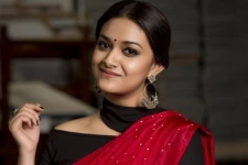 துளி கூட மேக்கப் இல்லாமல் நடிகை கீர்த்தி சுரேஷ் வெளியிட்ட புகைப்படம்- அப்போதும் செம அழகா இருக்காரே