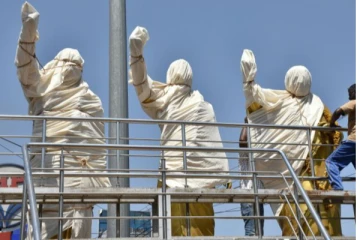 பொது இடங்களில் உள்ள தலைவர்களின் சிலைகளுக்கு வந்த ஆபத்து – நீதிமன்றம் அதிரடி உத்தரவு