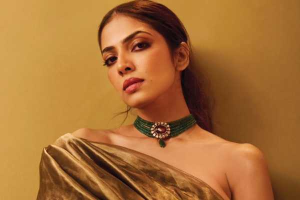 என்னை பற்றி வரும் அந்த தகவல் உண்மையில்லை!! நடிகை மாளவிகா மோகனன் விளக்கம்.. | Malavika Mohanan Put Big Full Stop To Rumour News