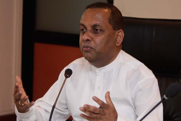 நாட்டில் இலட்சக்கணக்கானோருக்கு ஏற்பட்டுள்ள பாரிய நெருக்கடி | Thousands Affected By Drought In Sri Lanka நாட்டில் இலட்சக்கணக்கானோருக்கு ஏற்பட்டுள்ள பாரிய நெருக்கடி | Thousands Affected By Drought In Sri Lanka