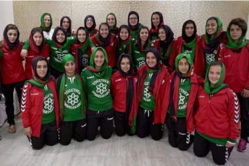 தாலிபான்கள்னா யாருனு தெரியுமா? - பெண்கள் விளையாட்டுக்கு தடை