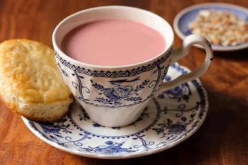 இந்தியன் ஸ்டைல் காஷ்மீர் டீ: சுவையோ சுவை தான்