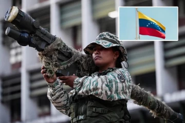 அமெரிக்காவை எதிர்க்க ஒன்று திரளும் வெனிசுலா! நாட்டை பாதுகாக்க குவிக்கப்பட்ட ராணுவம்