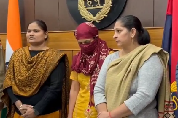 அழகான பெண் பிள்ளைகளை பிடிக்காது: இளம்பெண் செய்த பயங்கர செயல்கள் | Haryana Women Muder 4 Kids For Beauty Complex அழகான பெண் பிள்ளைகளை பிடிக்காது: இளம்பெண் செய்த பயங்கர செயல்கள் | Haryana Women Muder 4 Kids For Beauty Complex