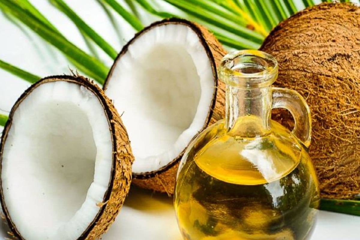 பாட்டி காலத்து பாரம்பரிய முறை: வீட்டிலேயே சுத்தமான தேங்காய் எண்ணெய் தயாரிப்பது எப்படி? | How To Make Your Own Coconut Oil At Home