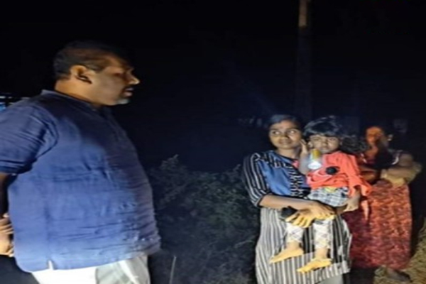 முல்லைத்தீவில் பொலிஸாரின் துன்புறுத்தலுக்கு இலக்கான நபரை சந்தித்த எம்.பி! | The Mp Met The Person Police Harassment Mullaitivu