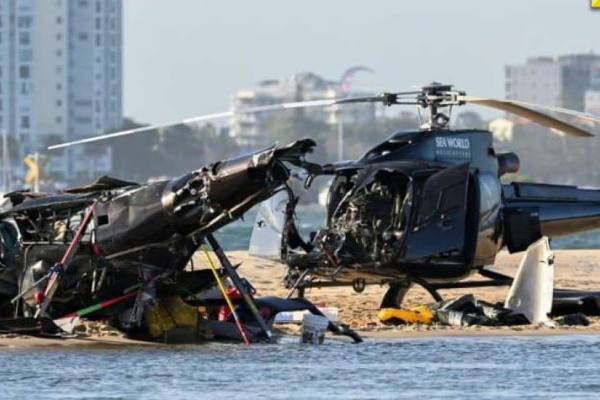 நடுவானில் மோதிக்கொண்ட ஹெலிகொப்டர்கள்; நால்வர் உயிரிழப்பு(Video) | Helicopters Crashing In Mid Air