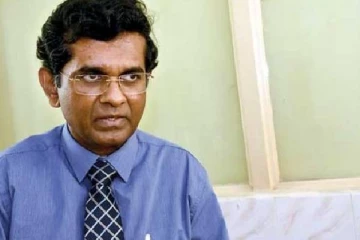 கொரோனா கட்டுப்பாடு  குழுவிலிருந்து வைத்திய நிபுணர்  இராஜினாமா