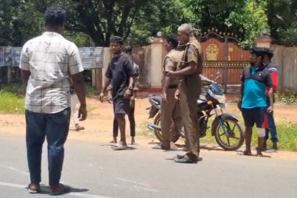 தமிழர் பகுதியொன்றில் சோகம் ; 17 வயது சிறுவனுக்கு எமனாக மாறிய மோட்டார் சைக்கிள் | Tragedy In Tamil Area Youth Crushed By Bike தமிழர் பகுதியொன்றில் சோகம் ; 17 வயது சிறுவனுக்கு எமனாக மாறிய மோட்டார் சைக்கிள் | Tragedy In Tamil Area Youth Crushed By Bike