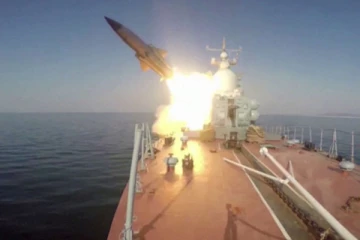 ஒலியை விட வேகமாக செல்லக்கூடிய ஏவுகணையை ஜப்பான் கடலில் சோதனை செய்த ரஷ்யா!
