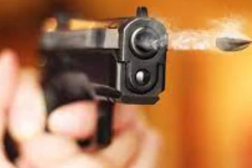 වෙඩි තැබීමකින් පුද්ගලයෙක් තුවාල ලබයි..