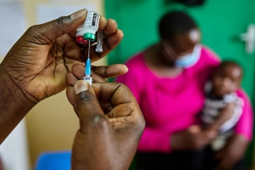 மலேரியாவிற்கு எதிரான  உலகின் முதலாவது தடுப்பூசி அறிமுகம்!