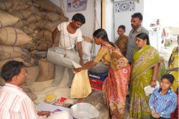 ரேஷன் கார்டு வைத்திருப்பவர்களுக்கு சூப்பரான நியூஸ் - என்னென்னு தெரியுமா? இதோ