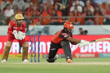 ராகுல் திரிபாதி சரவெடி... பஞ்சாப் அணியை பந்தாடிய ஹைதராபாத்