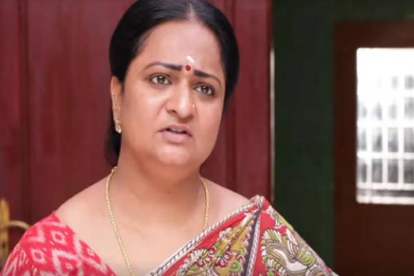 சித்ரா பாணியில் இறந்து போன நடிகை- இன்னும் சில நாட்களில் வீட்டில் விஷேசமாம்.. | Kambam Meena Emotional Post Rajeshwari Death சித்ரா பாணியில் இறந்து போன நடிகை- இன்னும் சில நாட்களில் வீட்டில் விஷேசமாம்.. | Kambam Meena Emotional Post Rajeshwari Death