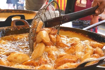 உஷார்...பொரித்த உணவுகளை அடிக்கடி சாப்பிட்டால் என்ன நடக்கும் தெரியுமா?