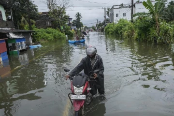 அடுத்த 48 மணித்தியாலங்களில் வெள்ளப்பெருக்கு ஏற்படும் அபாயம்
