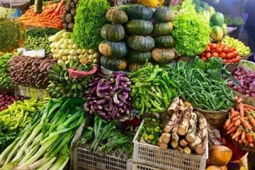 தலைதூக்கிய தக்காளியின் விலை...அதிர்ச்சியில் மக்கள்