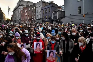 பட்டப்பகலில் இளம் ஆசிரியருக்கு நேர்ந்த துயரம்: நாடே திரண்டு செலுத்திய அஞ்சலி