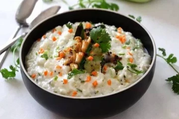 உடல் சூட்டை தணிக்கும் வெண்பூசணி தயிர் சாதம் - ருசியாக செய்வது எப்படி