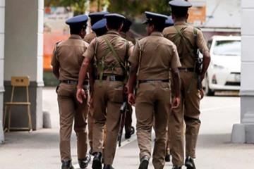 மதுபோதையில் பயணித்த சிவில் பாதுகாப்பு உத்தியோகத்தர் கைது