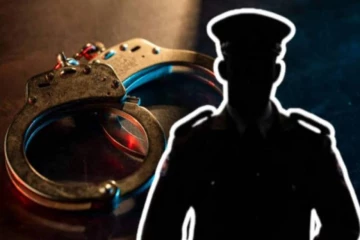 திருகோணமலையில் இரு பெண்கள் படுகொலை ; ஓய்வுபெற்ற கடற்படை அதிகாரிகள் மூவர் கைது
