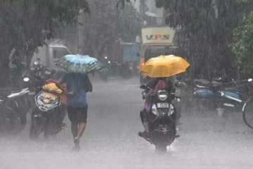 தமிழகத்தில் இன்று 7 மாவட்டங்களில் கனமழை பெய்யும்- வானிலை மையம் எச்சரிக்கை