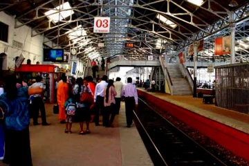 தொடருந்து பயணிகளுக்கான அவசர அறிவிப்பு