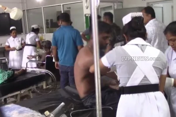 வெள்ளத்தில் சிக்கிய யாழில் இருந்து சென்ற பேருந்து ; ஜனாதிபதியின் கண்காணிப்பில் மீட்பு பணி | Jaffna Bus Got Trapped In The Flood