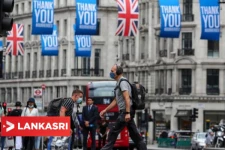 பத்தில் ஒரு பகுதியை மட்டுமே லண்டன் மக்கள் பெற்றுள்ளனர்! தடுப்பூசி குறித்த உண்மையை உடைத்த மேயர்