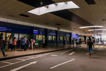 கட்டுநாயக்க விமான நிலையத்தில் நடந்தது என்ன? - CCTV மூலம் வெளியான உண்மை