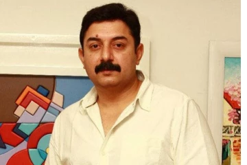 பிறந்தவுடன் தத்து கொடுக்கப்பட்ட அரவிந்த் சாமி.. அவர் நிஜ அப்பா இந்த சீரியல் நடிகரா?