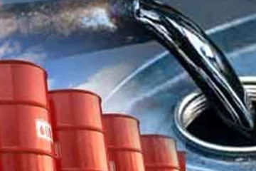 ඉන්ධන පිරවුම් හලක් අසල හදිසියේම නොසන්සුන්තාවයක් ..