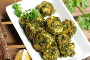 சப்பாத்திக்கு அருமையான இறால் கீரின் மசாலா- செய்வது எப்படி?