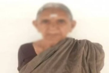 250 கோடி சொத்துகளை அபகரிதவர்கள் மீது புகார் அளித்த மூதாட்டி