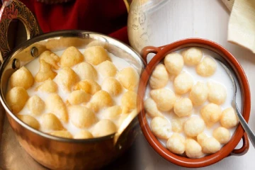 யாருக்கெல்லாம் பால் பணியாரம் சாப்பிட பிடிக்கும்?ரெசிபி இதோ இருக்கே!