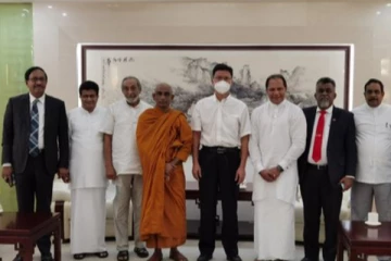 ස්වාධීන වූ මන්ත්රීවරු 07ක් එක්ව හදිසියේම චීන තානාපති හමුවෙයි..සාකච්ඡා කළේ මොනවද..? - තනාපතිගෙන් විශේෂ ට්විටර් සටහනක්