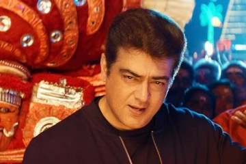 அஜித் பெயரை வைத்து லைக்ஸ் அள்ள பாக்குறீங்களா.. டிவி நடிகையை வறுத்தெடுக்கும் நெட்டிசன்கள்