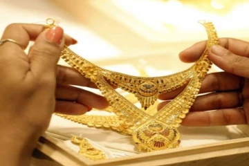 புதிய உச்சத்தை தொட்ட தங்கம் விலை;  நகை வாங்க காத்திருந்தவர்களுக்கு  அதிர்ச்சி