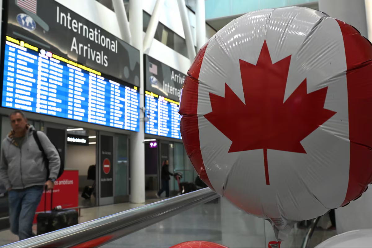 அமெரிக்கப் பயணங்களைப் புறக்கணிக்கும் கனடா மக்கள் | Canadian Travel To Us Continues Downward Trend