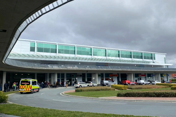 அவுஸ்திரேலிய விமான நிலையத்தில் துப்பாக்கிச் சூடு | Australia Airport Shooting Today