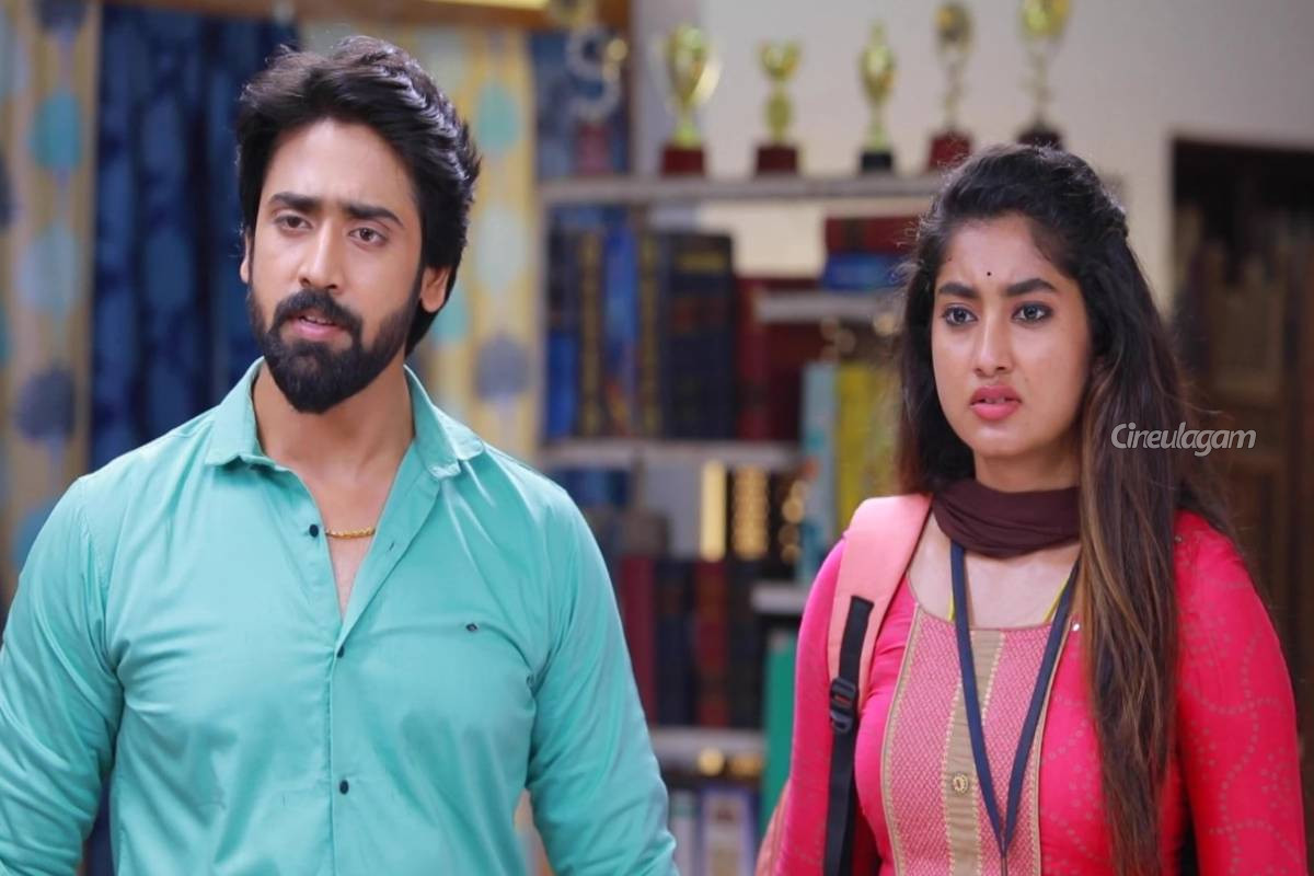 சில வருடங்களுக்கு பிறகு சந்தித்துள்ள காற்றுக்கென்ன வேலி சீரியல் ஜோடி... வைரலாகும் போட்டோஸ் | Kaatrukkenna Veli Serial Actors Meet Up