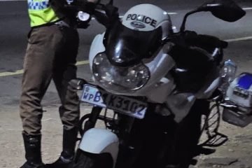 யாழ். இளைஞர்களை அச்சுறுத்திய மாங்குளம் பொலிஸாருகு சிக்கல்!