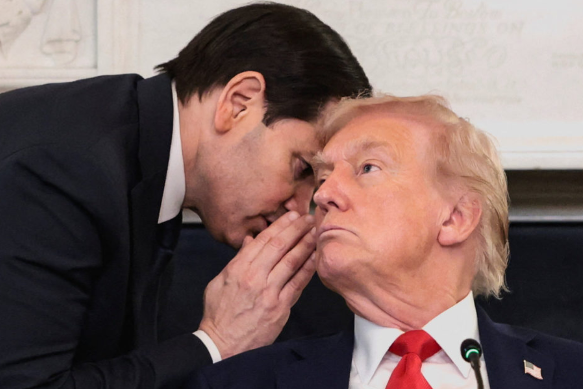 ஹோர்முஸை திறக்க ஈரான் முன்வைத்த நிபந்தனைகள்.. ட்ரம்ப் எடுக்கும் முக்கிய நகர்வு | Trump Discusses Iran Offer Open Straits Of Hormuz