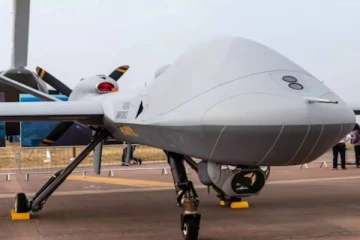 சீனாவை தாக்குவதற்கு... ரூ.32,000 கோடி மதிப்பில் டிரோன்களை வாங்க இந்தியா ஒப்பந்தம்